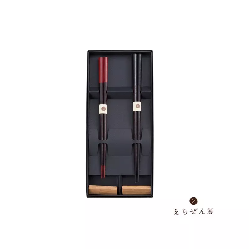 ”KUTSUROGI ” (Relaxation) Meoto-Bashi Chopsticks Set for Married Couples with Rest